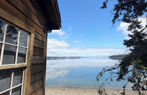 Coupeville Cabin | Rustic cabin w/modern amenities right on the beach-great views & access-dogs ok!