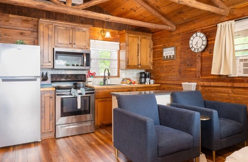 Hemphill Cabin | Rustic Cedar Waterfront Cabin 7 on Toledo Bend