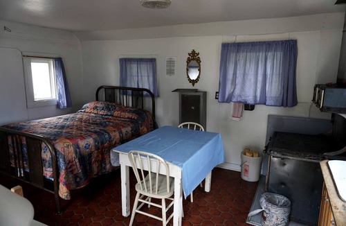 Bellvue House | Rustic, Pet Friendly Cabin near the Cache la Poudre River, Perfect for a Mountain Getaway
