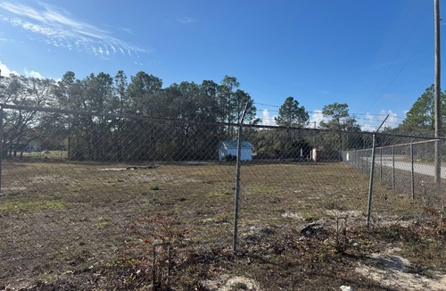Brooksville RV Rental | Safe & Peaceful Property for RV Parking or Campers-Lot 101