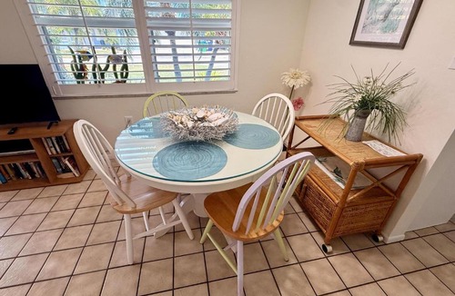 Holmes Beach Villa | Sand Dollar Beach Side Villa