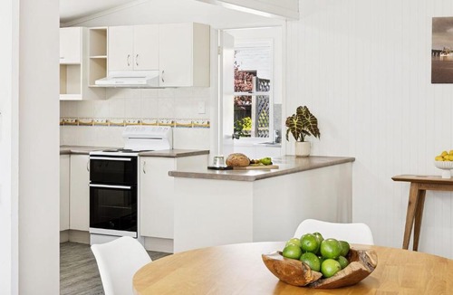 Yamba House | Sandy Cheeks - Charming Yamba Beach Cottage Close to Town & Beaches - Holiday Yamba