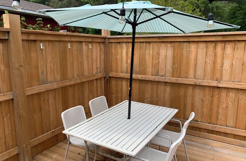 Sauble Beach House | Sauble Beach Flat1 - BOOK FOR MAY OR JUNE AND GET A SIGNIFICANT DISCOUNT!