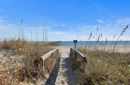 Isle of Palms House | SC206A: 206A Sea Cabin