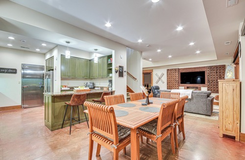 Easley Cottage | Scenic Getaway w/Fire Pit & Grill in Columbia!
