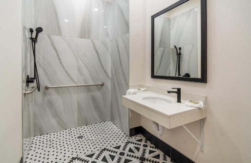 Forest Hill Hotel | Scottish Inns- Forest Hill