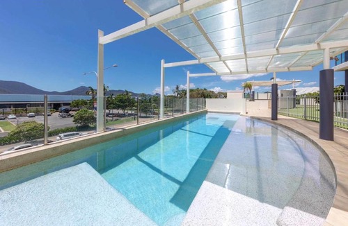 Cairns Central Business District Apartment | Seascape