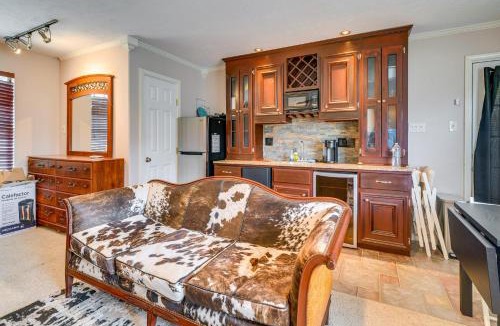 Wimbledon Falls Apartment | Shared Game Area! Tomball Apt 7 Mi to Downtown