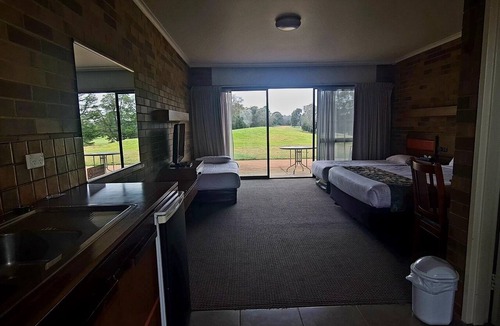 Shepparton Hotel | Shepparton Golf Club Motel
