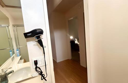 Hemet House | Silver Sands Den