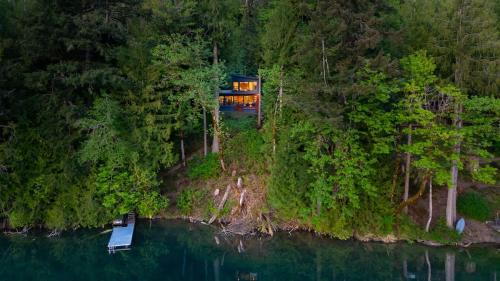 Maple Falls House | Silvermere