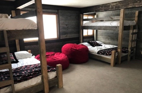 Stratton Mountain House | Ski House at Stratton Mountain