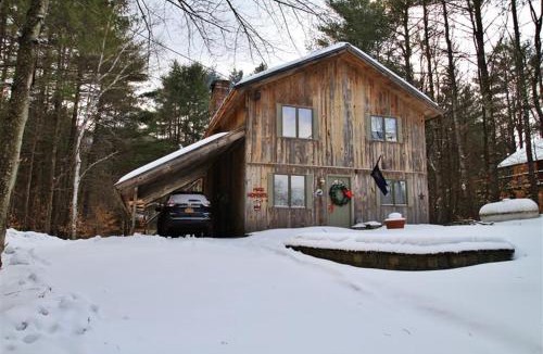 Londonderry House | South Londonderry Home, Walk to Magic Mtn Ski Area