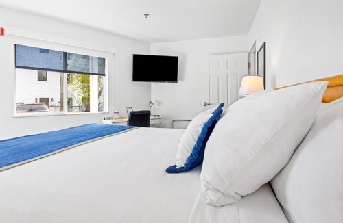 Park Point Hotel | South Pier Inn
