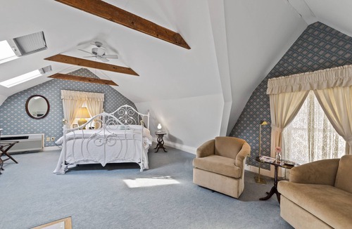 Bennington Hotel | South Shire