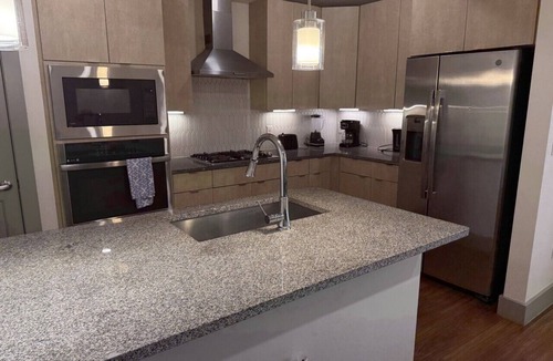 The Galleria Apartment | Spacious 2-Bed, 2-Bath Apartment by The Galleria