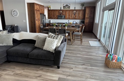 Watertown Condo | Spacious 2 bedroom condo on Lake Kampeska