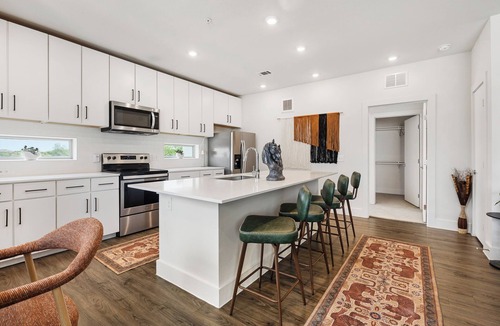 Austin Apartment | Spacious 2BR Corner Unit w/Pool, Bright Layout