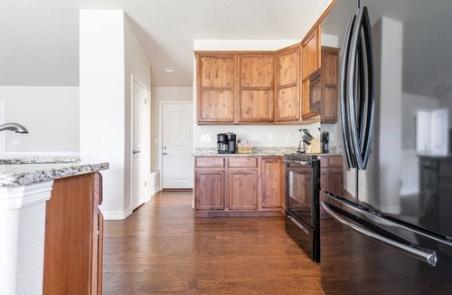 Greeley House | Spacious 3 bedroom home. 12 min from UNC and near downtown