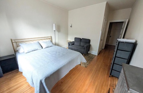 Yankee Hill Apartment | Spacious Charming 4 BR near Downtown