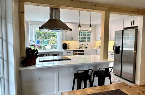 Southeast Magnolia House | SPACIOUS HOME in Quiet Neighborhood