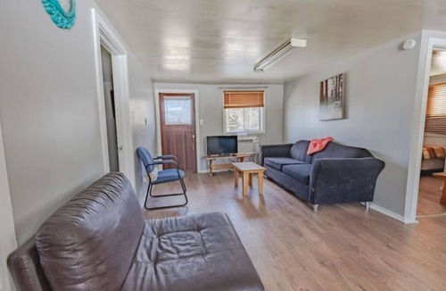 Frontenac Cabin | Spacious Lakefront Loft