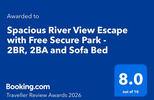 Hamilton Apartment | Spacious River View Escape with Free Secure Park - 2BR, 2BA and Sofa Bed