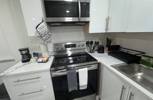 Pembroke Pines Apartment | Spacious studio with 2 Beds Near Hard Rock & Beaches