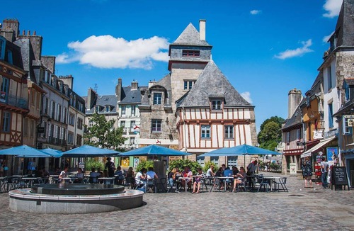 Quimper Apartment | Spacious T3 in hyper center!