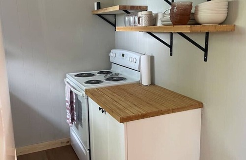 Nairn Centre Cabin | Spacious Three-Bedroom Cottage