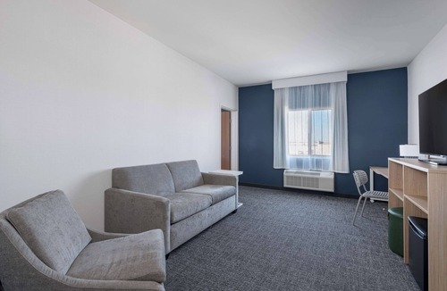 Dumas Hotel | Spark by Hilton Dumas