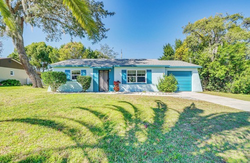 Spring Hill Cottage | Spring Hill Home - 3 Mi to Weeki Wachee Springs!
