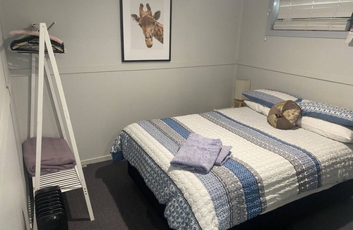 Orange East Cottage | Spring St Accommodation