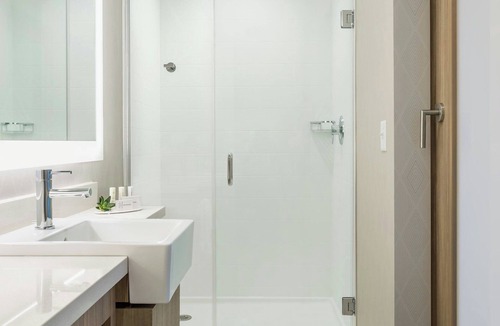 Madison Hotel | SpringHill Suites by Marriott Madison
