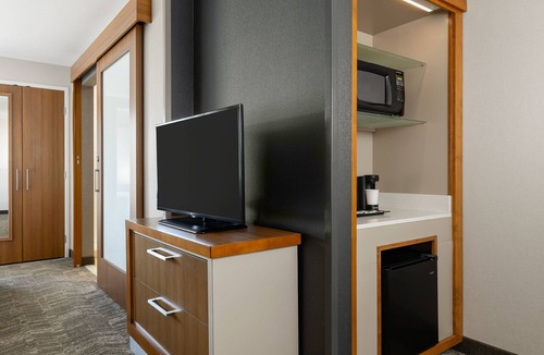 Lake Delton Hotel | SpringHill Suites Wisconsin Dells