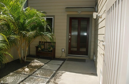 Leucadia House | Steps from beach! Sleeps 9! 4 Br, 3 Bth w/2 Master Suites!