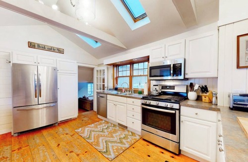 Stowe Hollow Other | STOWE HOLLOW FARMHOUSE 5 BEDROOM/FIREPLACE minutes to Stowe village & mountain