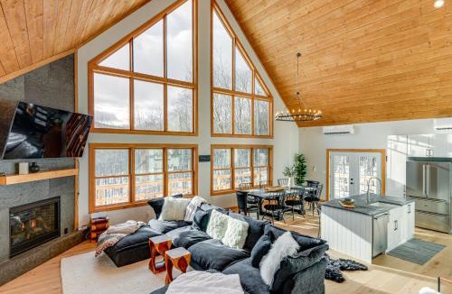 Stratton Mountain House | Stratton Mtn Ski Chalet with Giant Views in Winhall