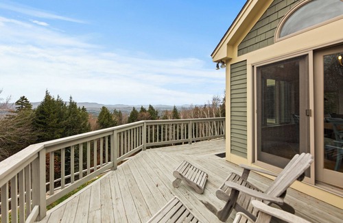 Stratton Mountain House | Stratton Vermont Ski House with Stunning Views of Bromley Mountain