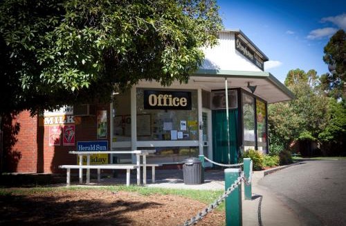 Shepparton Resort | Strayleaves Caravan Park