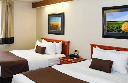 Minot Hotel | Studio 6 Minot, ND