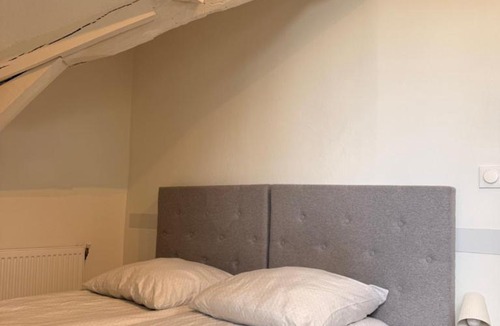 Bonnelles Apartment | Studio dans les écuries du chateau