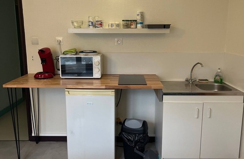 Cherbourg-en-Cotentin Apartment | Studio "Les Moulins - Studio 7" with Wi-Fi