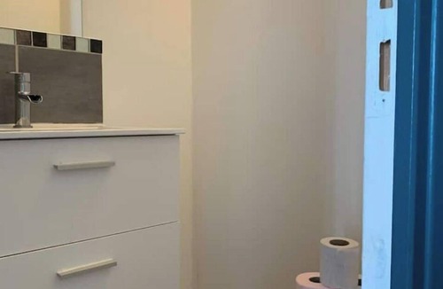 Bellevue Apartment | Studio Molène - Proche Commerces et Transports
