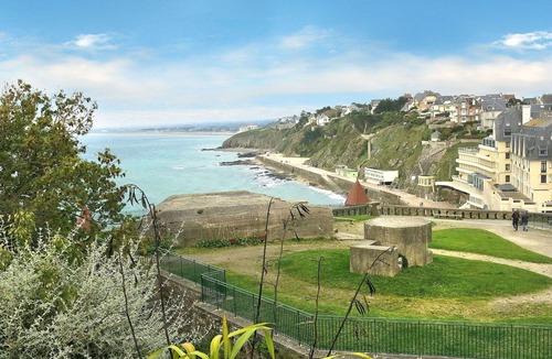 Sourdeval-les-Bois House | Stunning private villa for 4 people with WIFI, TV, terrace and pets allowed