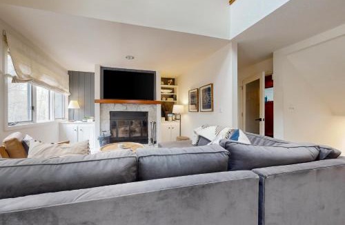Stratton Mountain Apartment | Styles Brook Retreat