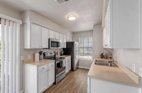 University Park House | Stylish 2BR Comfort Near Texas A&M EV-Friendly