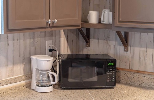 Argyle House | Stylish 2BR Mid-Term Argyle Stay Near Lantana Golf