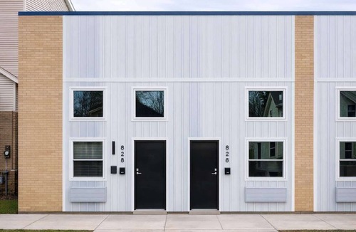 Appleton Condo | Stylish Condo Steps from Downtown Restaurants