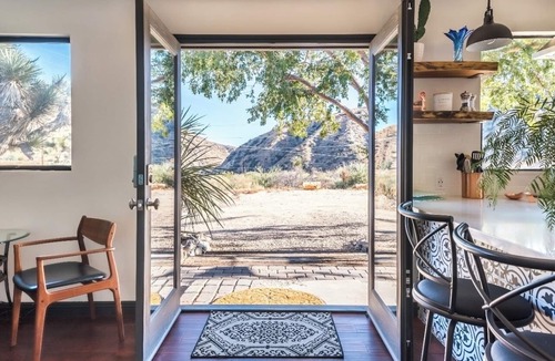 Morongo Valley Cabin | Sun Ray Ranch Cabin between Joshua Tree and Palm Springs